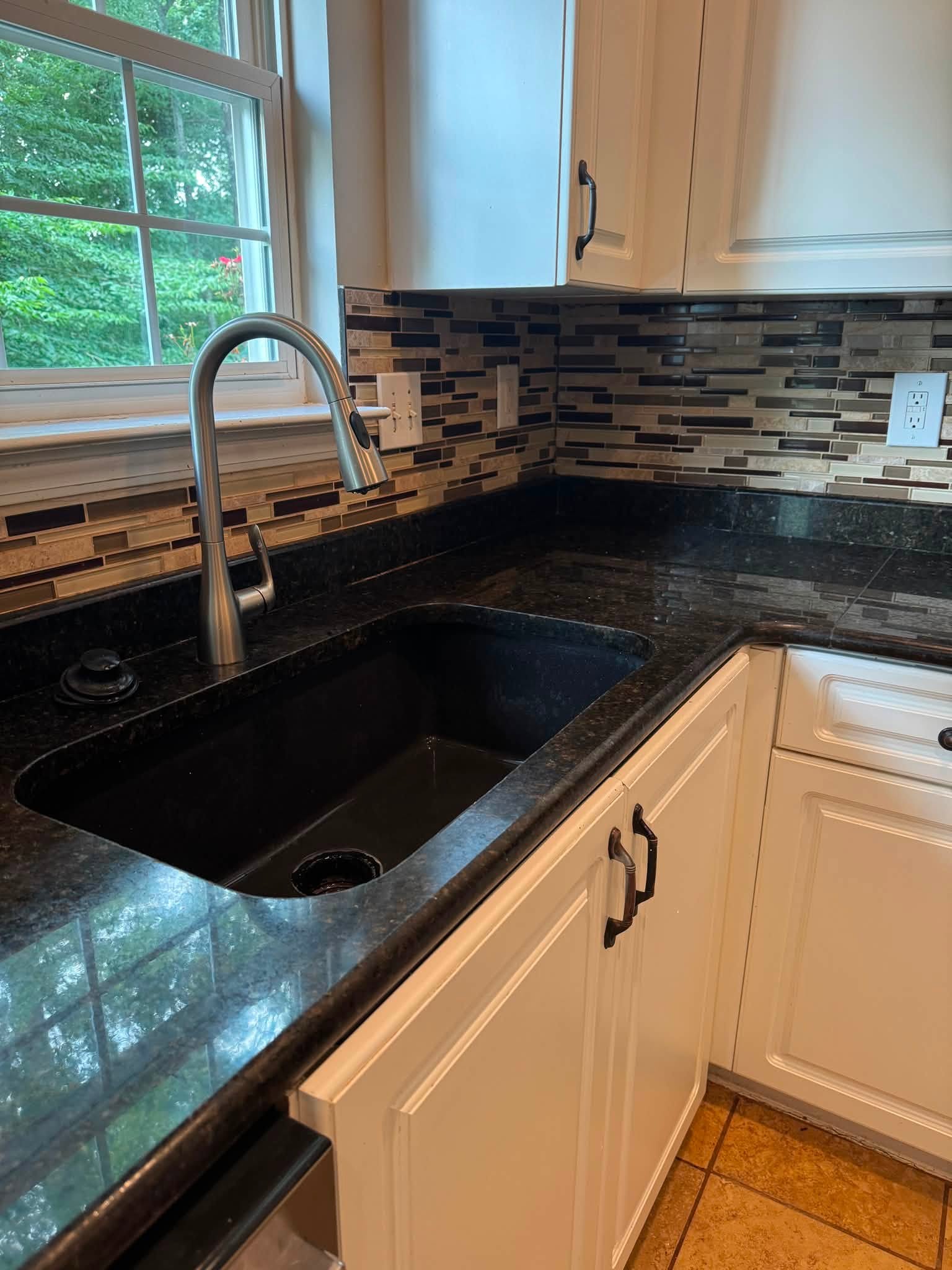Kitchen countertop after cleaning